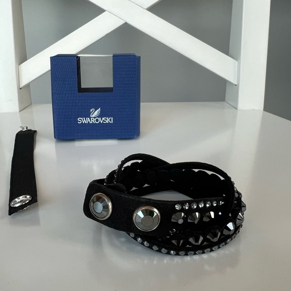 Swarovski Slake Dot Black Bracelet with Hairband Extender - Picture 2 of 5